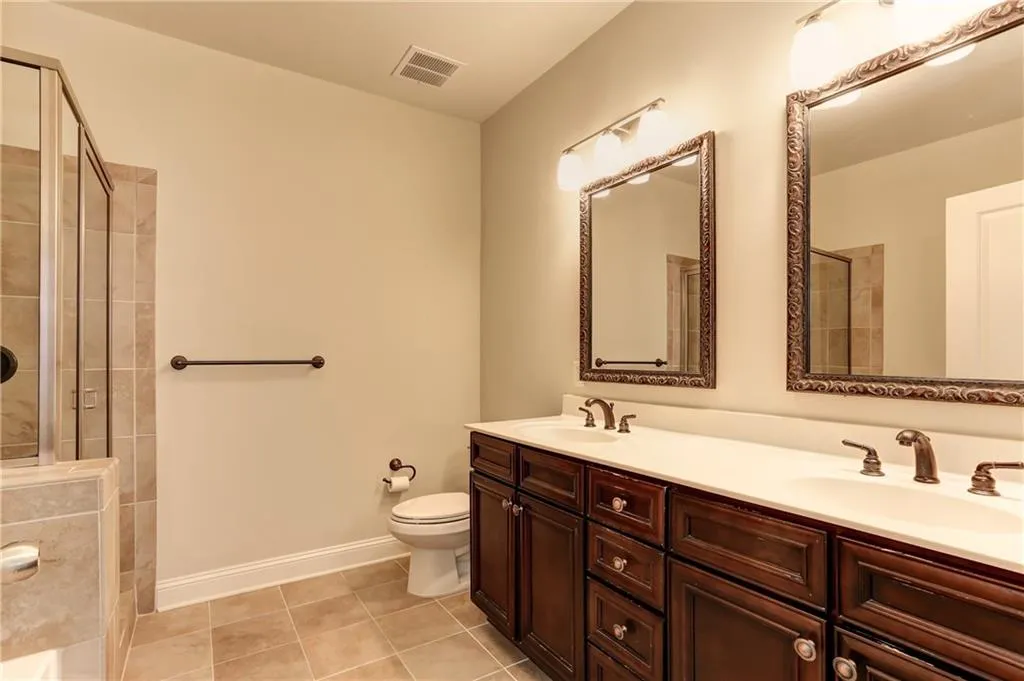 901 Abernathy Road Unit 4240, Atlanta, Georgia 30328, 3 Bedrooms Bedrooms, ,2 BathroomsBathrooms,Residential,Sold,901 Abernathy Road Unit 4240,6976462