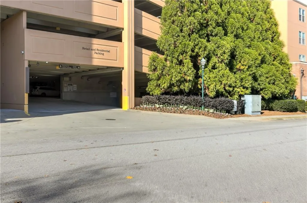 901 Abernathy Road Unit 4240, Atlanta, Georgia 30328, 3 Bedrooms Bedrooms, ,2 BathroomsBathrooms,Residential,Sold,901 Abernathy Road Unit 4240,6976462