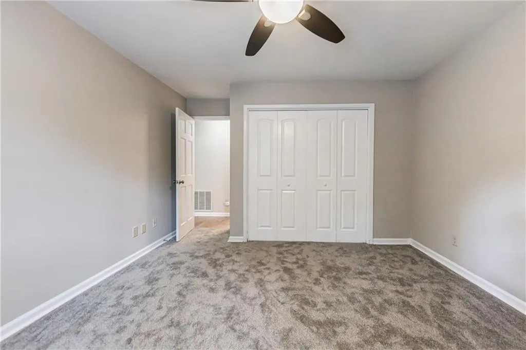 520 The North Chace, Sandy Springs, Georgia 30328, 3 Bedrooms Bedrooms, ,2 BathroomsBathrooms,Residential,Sold,520 The North Chace,6853752