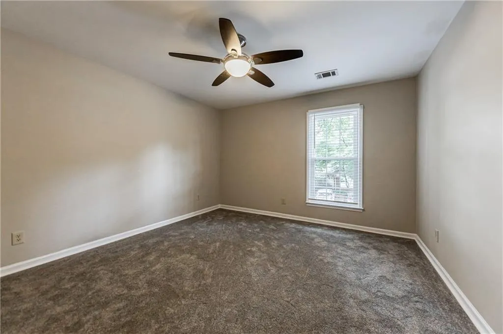 520 The North Chace, Sandy Springs, Georgia 30328, 3 Bedrooms Bedrooms, ,2 BathroomsBathrooms,Residential,Sold,520 The North Chace,6853752