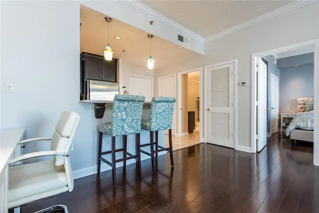 1101 Juniper Street Unit 1012, Atlanta, Georgia 30309, 1 Bedroom Bedrooms, ,1 BathroomBathrooms,Residential,Sold,1101 Juniper Street Unit 1012,5910384