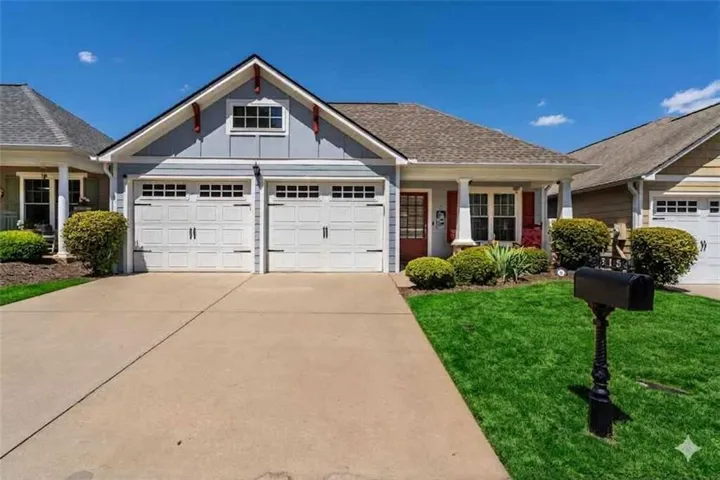 315 Winthrope Drive, Woodstock, Georgia 30188