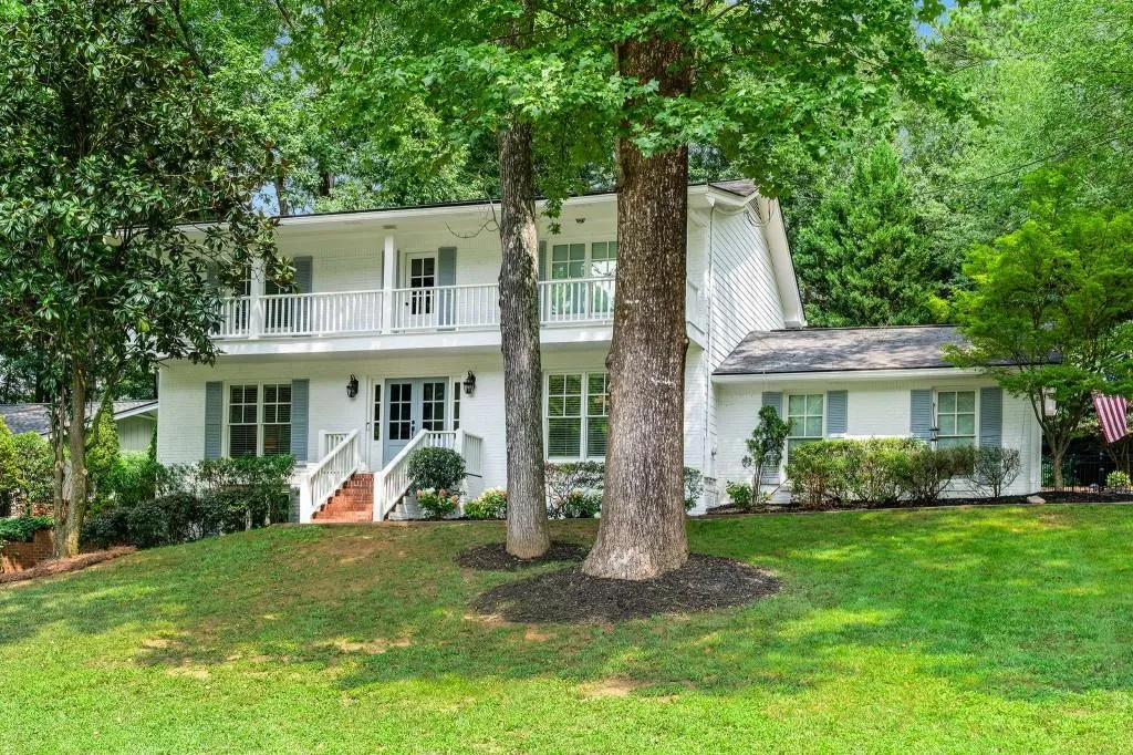 3432 Wynnton Drive Ne, Brookhaven, Georgia 30319, 4 Bedrooms Bedrooms, ,3 BathroomsBathrooms,Residential,For Sale,3432 Wynnton Drive Ne,7635871