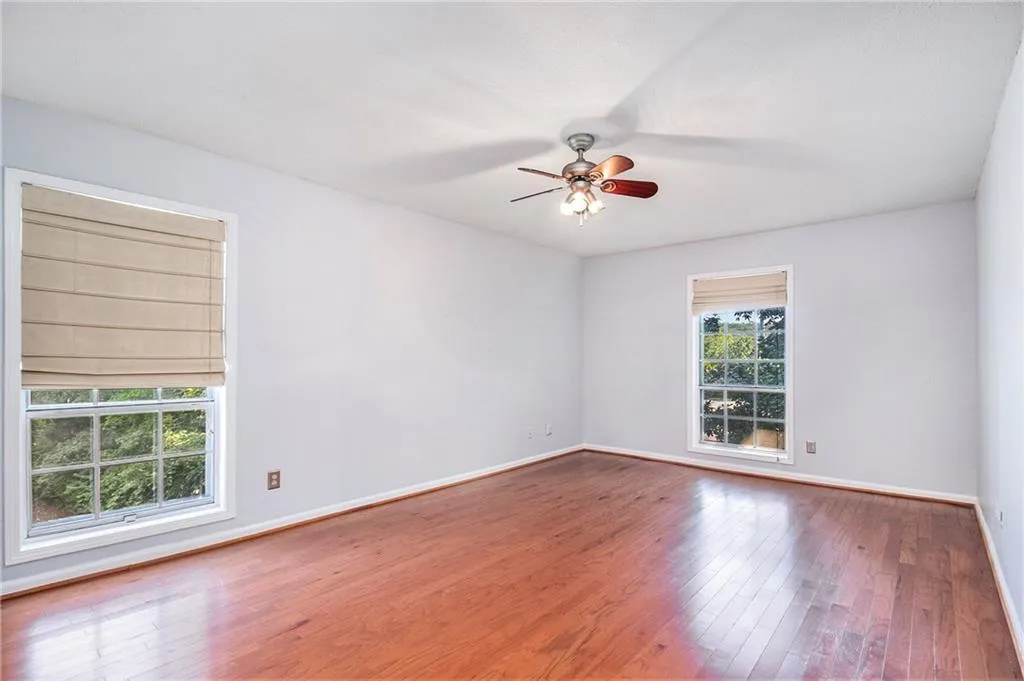 6851 Roswell Road Ne Unit M19, Sandy Springs, Georgia 30328, 4 Bedrooms Bedrooms, ,2 BathroomsBathrooms,Residential,Sold,6851 Roswell Road Ne Unit M19,7236710