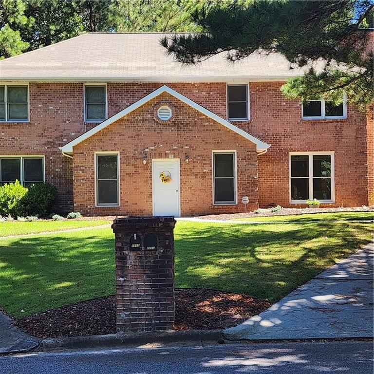 8863 Carroll Manor Drive, Sandy Springs, Georgia 30350, 3 Bedrooms Bedrooms, ,2 BathroomsBathrooms,Residential,Sold,8863 Carroll Manor Drive,7277980