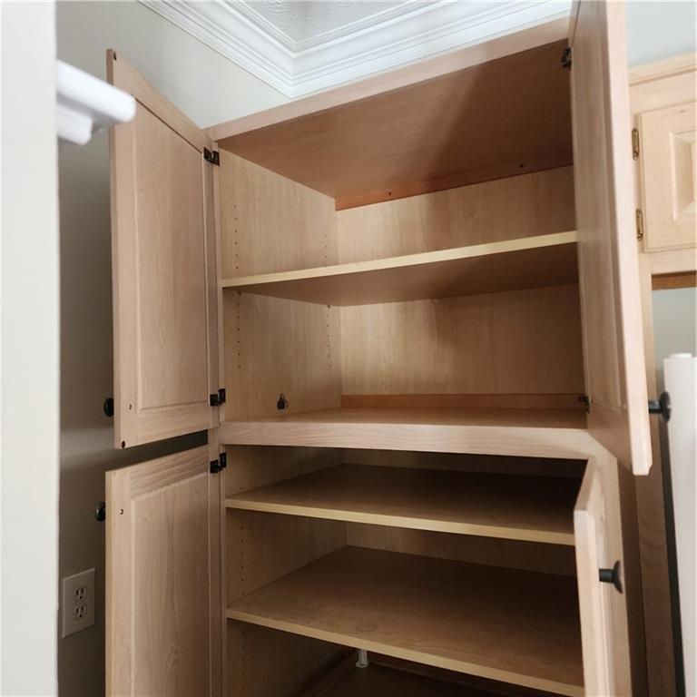 8863 Carroll Manor Drive, Sandy Springs, Georgia 30350, 3 Bedrooms Bedrooms, ,2 BathroomsBathrooms,Residential,Sold,8863 Carroll Manor Drive,7277980