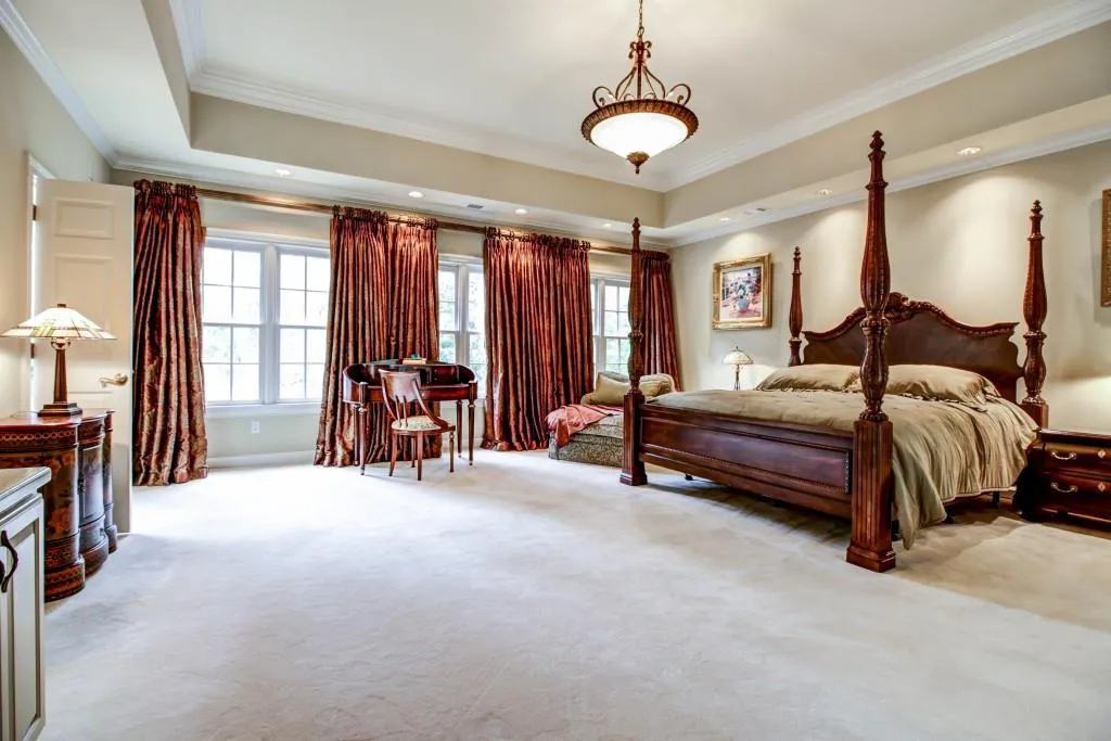 2905 Coles Way, Sandy Springs, Georgia 30350, 5 Bedrooms Bedrooms, ,4 BathroomsBathrooms,Residential,Sold,2905 Coles Way,5604325