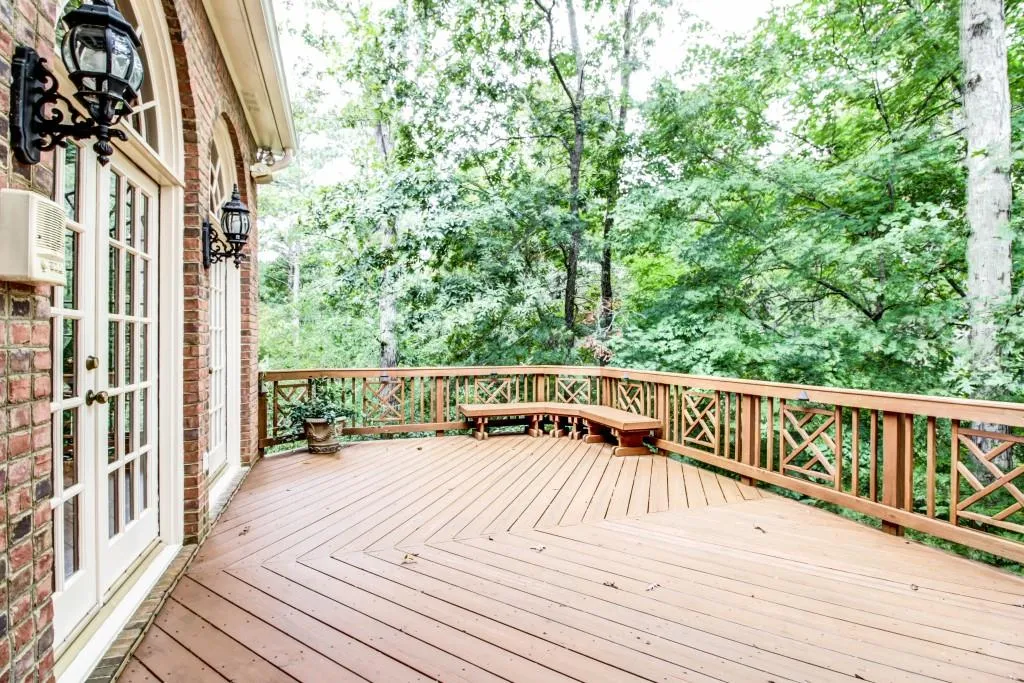 2905 Coles Way, Sandy Springs, Georgia 30350, 5 Bedrooms Bedrooms, ,4 BathroomsBathrooms,Residential,Sold,2905 Coles Way,5604325