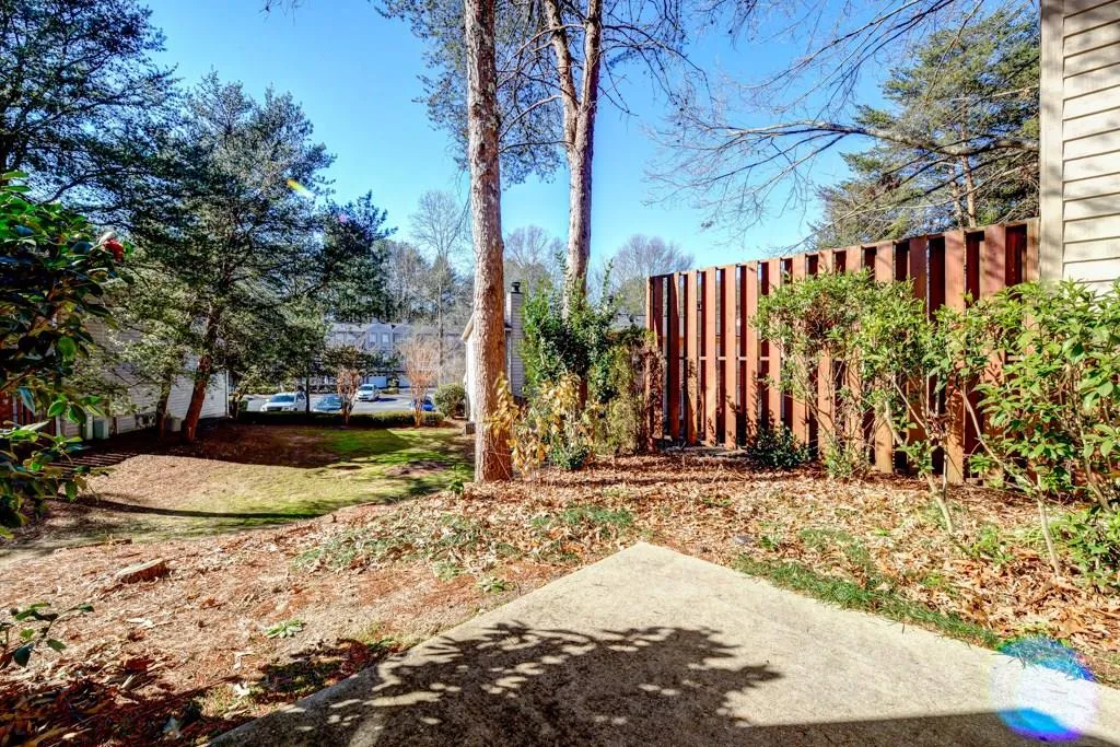 1204 Masons Creek Circle, Sandy Springs, Georgia 30350, 2 Bedrooms Bedrooms, ,2 BathroomsBathrooms,Residential,Sold,1204 Masons Creek Circle,5637316