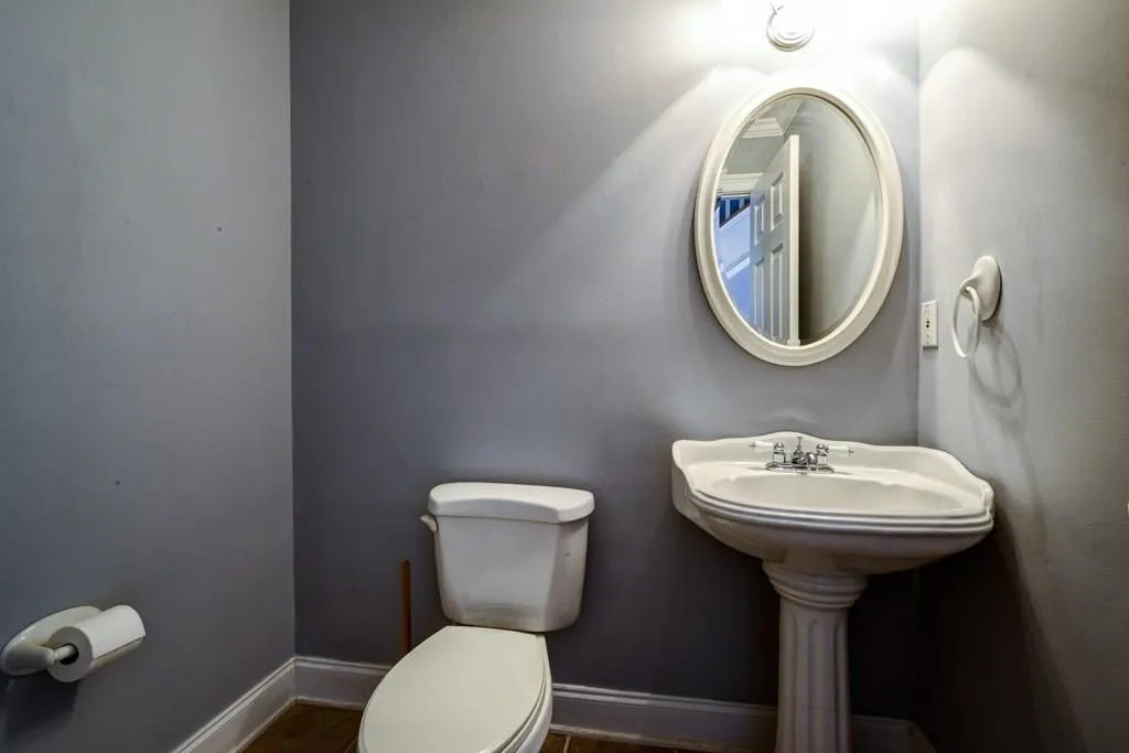 1204 Masons Creek Circle, Sandy Springs, Georgia 30350, 2 Bedrooms Bedrooms, ,2 BathroomsBathrooms,Residential,Sold,1204 Masons Creek Circle,5637316