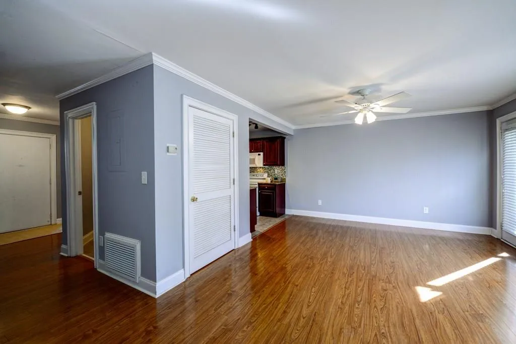 1204 Masons Creek Circle, Sandy Springs, Georgia 30350, 2 Bedrooms Bedrooms, ,2 BathroomsBathrooms,Residential,Sold,1204 Masons Creek Circle,5637316