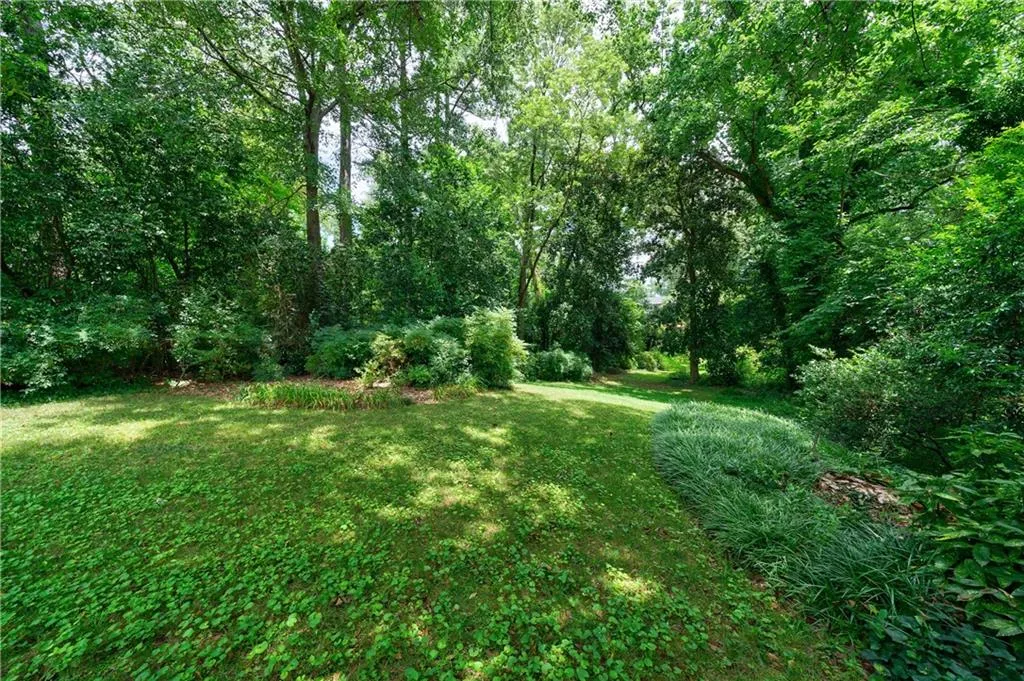 6205 Aberdeen Drive, Sandy Springs, Georgia 30328, 4 Bedrooms Bedrooms, ,3 BathroomsBathrooms,Residential,Sold,6205 Aberdeen Drive,6751986
