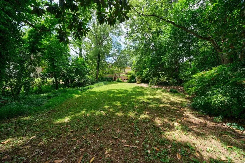 6205 Aberdeen Drive, Sandy Springs, Georgia 30328, 4 Bedrooms Bedrooms, ,3 BathroomsBathrooms,Residential,Sold,6205 Aberdeen Drive,6751986