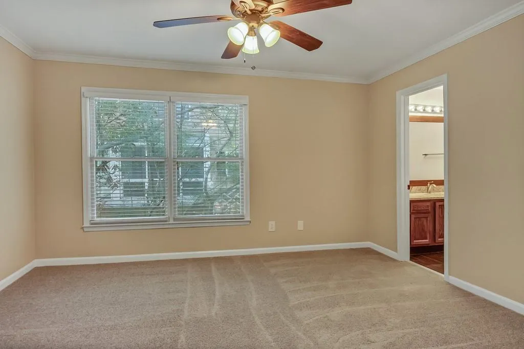 7500 Roswell Road Unit 33, Sandy Springs, Georgia 30350, 2 Bedrooms Bedrooms, ,2 BathroomsBathrooms,Residential,Sold,7500 Roswell Road Unit 33,6862366