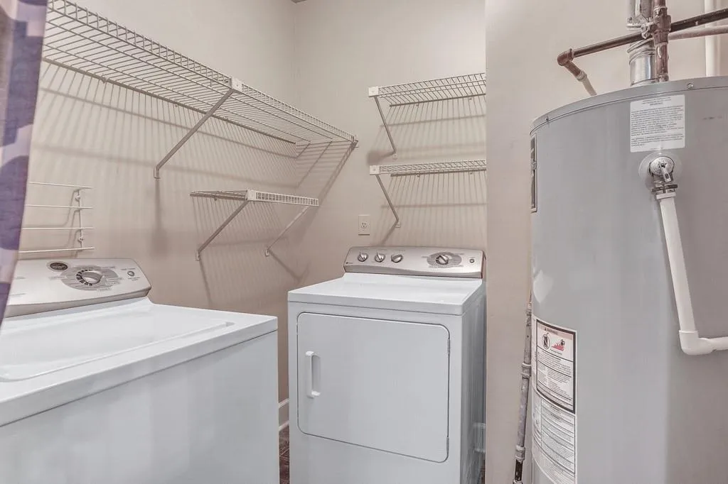 7500 Roswell Road Unit 33, Sandy Springs, Georgia 30350, 2 Bedrooms Bedrooms, ,2 BathroomsBathrooms,Residential,Sold,7500 Roswell Road Unit 33,6862366