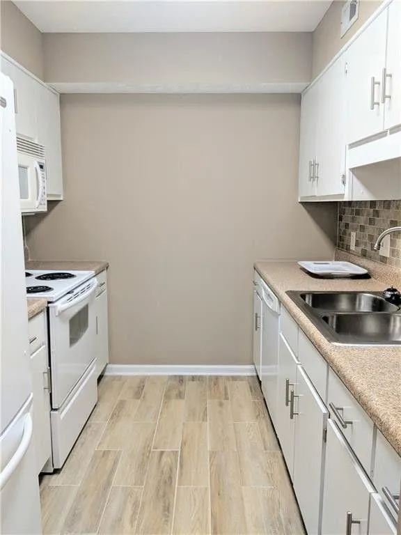 475 Mount Vernon Highway Ne Unit C230, Atlanta, Georgia 30328, 1 Bedroom Bedrooms, ,1 BathroomBathrooms,Residential,Sold,475 Mount Vernon Highway Ne Unit C230,6824715