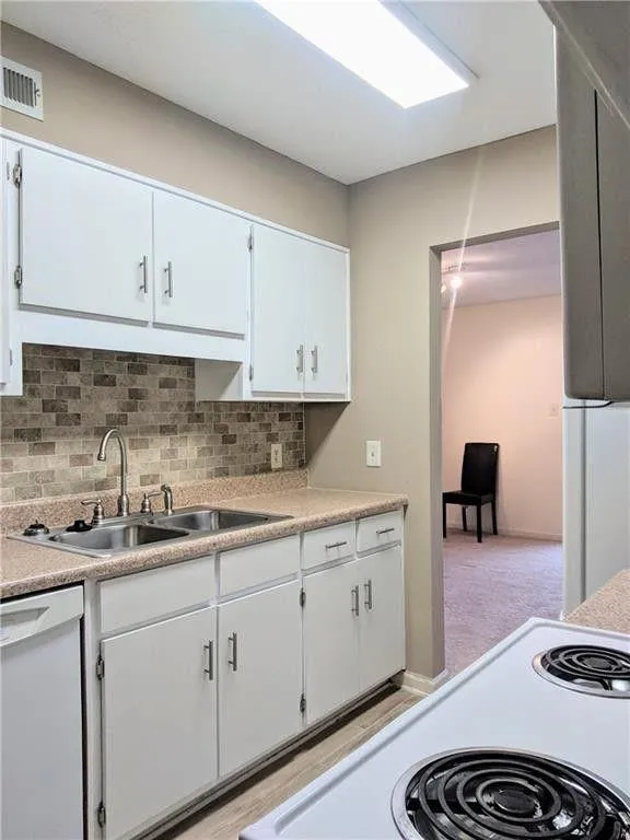 475 Mount Vernon Highway Ne Unit C230, Atlanta, Georgia 30328, 1 Bedroom Bedrooms, ,1 BathroomBathrooms,Residential,Sold,475 Mount Vernon Highway Ne Unit C230,6824715