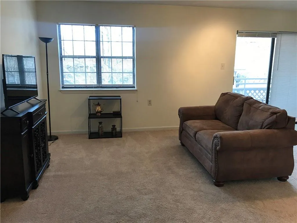 475 Mount Vernon Highway Ne Unit C230, Atlanta, Georgia 30328, 1 Bedroom Bedrooms, ,1 BathroomBathrooms,Residential,Sold,475 Mount Vernon Highway Ne Unit C230,6824715