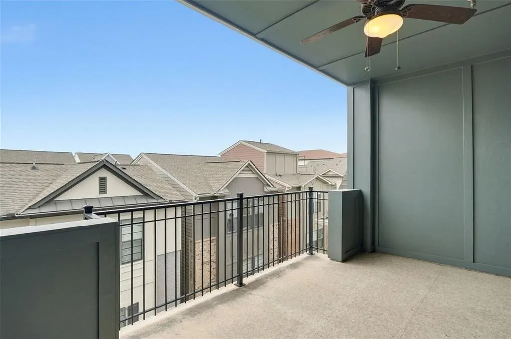 579 Broadview Place Ne, Atlanta, Georgia 30324, 3 Bedrooms Bedrooms, 0 ,3 BathroomsBathrooms,Residential,For Sale,579 Broadview Place Ne,7847316