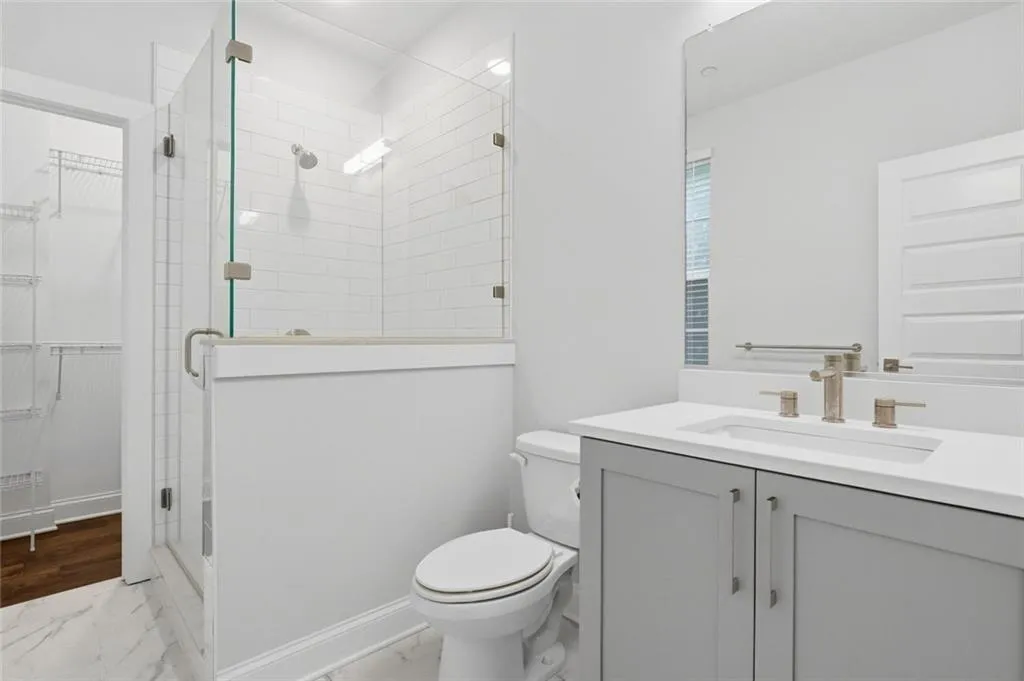 579 Broadview Place Ne, Atlanta, Georgia 30324, 3 Bedrooms Bedrooms, 0 ,3 BathroomsBathrooms,Residential,For Sale,579 Broadview Place Ne,7847316