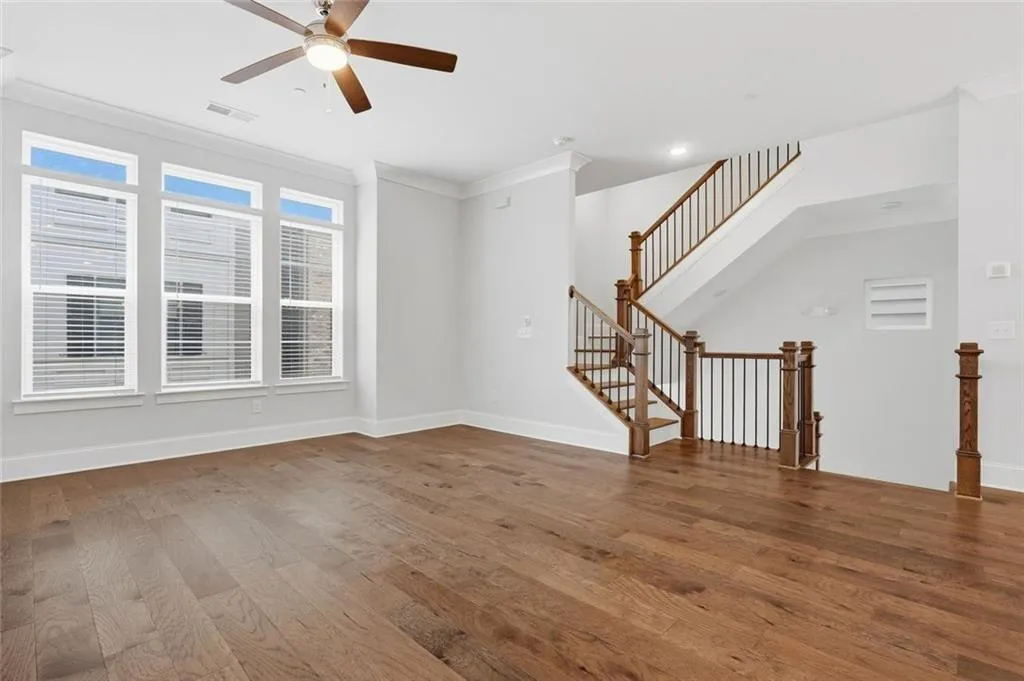 579 Broadview Place Ne, Atlanta, Georgia 30324, 3 Bedrooms Bedrooms, 0 ,3 BathroomsBathrooms,Residential,For Sale,579 Broadview Place Ne,7847316