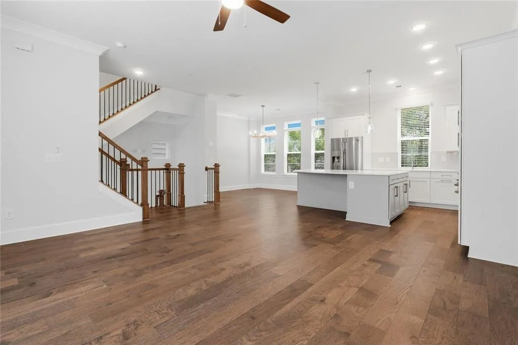 579 Broadview Place Ne, Atlanta, Georgia 30324, 3 Bedrooms Bedrooms, 0 ,3 BathroomsBathrooms,Residential,For Sale,579 Broadview Place Ne,7847316
