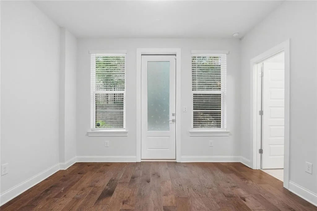 579 Broadview Place Ne, Atlanta, Georgia 30324, 3 Bedrooms Bedrooms, 0 ,3 BathroomsBathrooms,Residential,For Sale,579 Broadview Place Ne,7847316