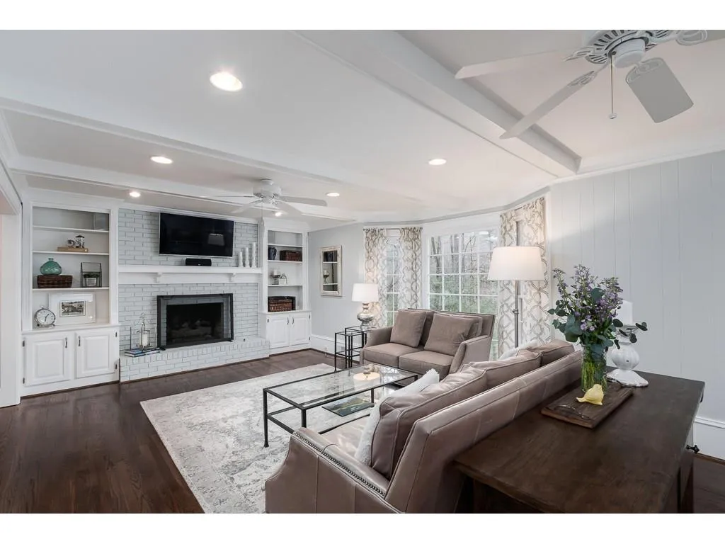 7675 Brigham Drive, Sandy Springs, Georgia 30350, 5 Bedrooms Bedrooms, ,4 BathroomsBathrooms,Residential,Sold,7675 Brigham Drive,6678397