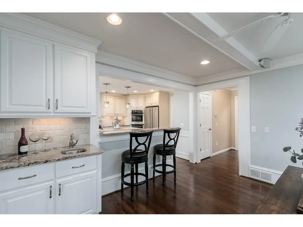 7675 Brigham Drive, Sandy Springs, Georgia 30350, 5 Bedrooms Bedrooms, ,4 BathroomsBathrooms,Residential,Sold,7675 Brigham Drive,6678397