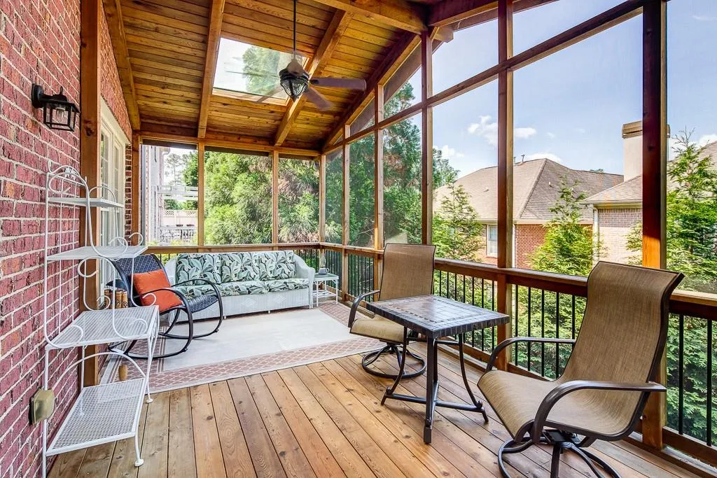 475 Wembley Circle, Sandy Springs, Georgia 30328, 4 Bedrooms Bedrooms, ,4 BathroomsBathrooms,Residential,Sold,475 Wembley Circle,5689291