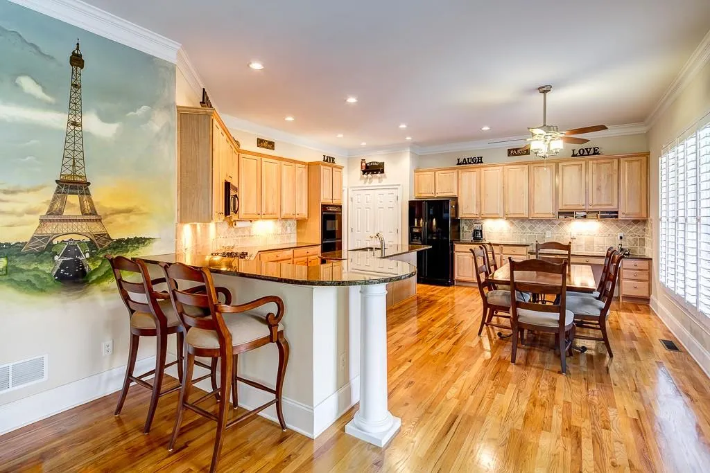 475 Wembley Circle, Sandy Springs, Georgia 30328, 4 Bedrooms Bedrooms, ,4 BathroomsBathrooms,Residential,Sold,475 Wembley Circle,5689291