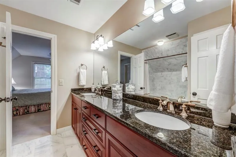 7565 Bridgegate Court, Sandy Springs, Georgia 30350, 4 Bedrooms Bedrooms, ,4 BathroomsBathrooms,Residential,Sold,7565 Bridgegate Court,6633560