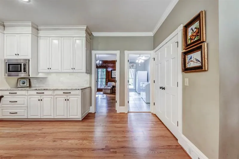 7565 Bridgegate Court, Sandy Springs, Georgia 30350, 4 Bedrooms Bedrooms, ,4 BathroomsBathrooms,Residential,Sold,7565 Bridgegate Court,6633560