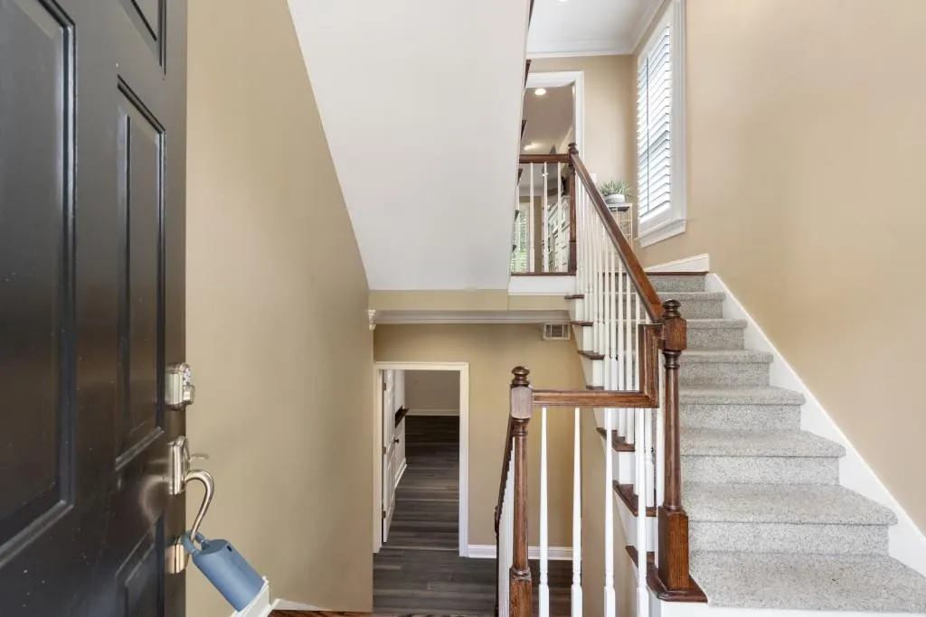 915 Roberts Landing Cove, Sandy Springs, Georgia 30350, 4 Bedrooms Bedrooms, ,3 BathroomsBathrooms,Residential,Sold,915 Roberts Landing Cove,7455098