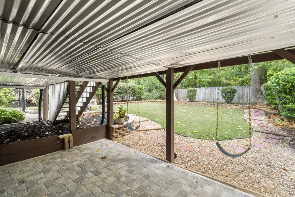 915 Roberts Landing Cove, Sandy Springs, Georgia 30350, 4 Bedrooms Bedrooms, ,3 BathroomsBathrooms,Residential,Sold,915 Roberts Landing Cove,7455098