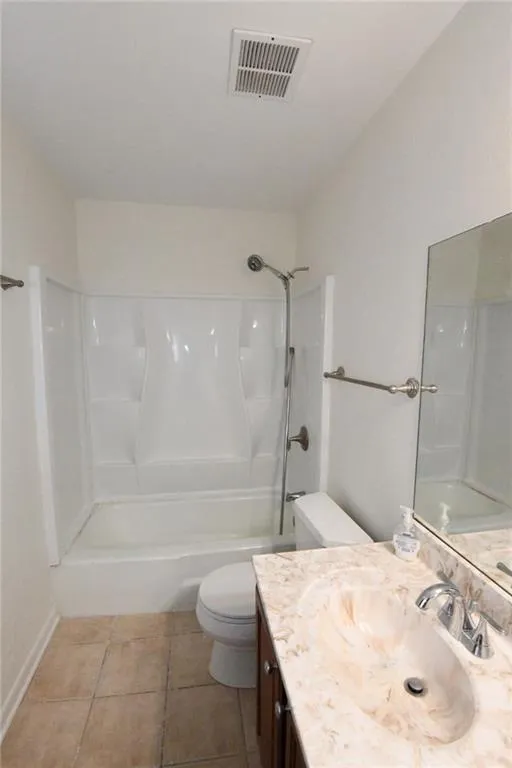 6900 Roswell Road Unit O2, Atlanta, Georgia 30328, 3 Bedrooms Bedrooms, ,2 BathroomsBathrooms,Residential,Sold,6900 Roswell Road Unit O2,6051367