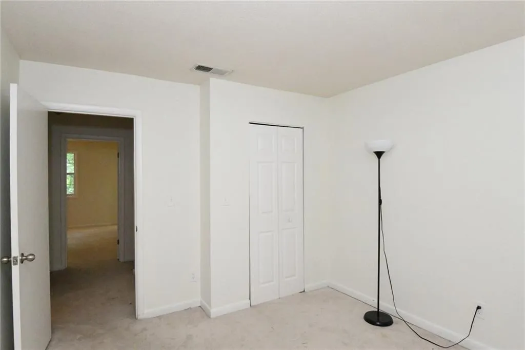 6900 Roswell Road Unit O2, Atlanta, Georgia 30328, 3 Bedrooms Bedrooms, ,2 BathroomsBathrooms,Residential,Sold,6900 Roswell Road Unit O2,6051367