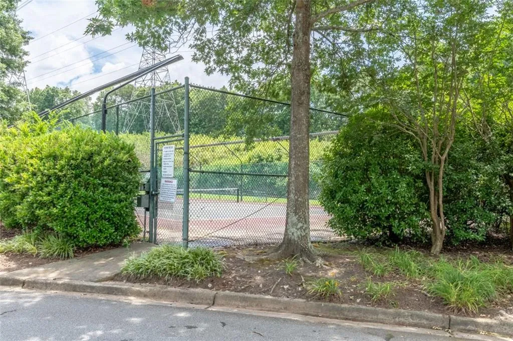 3005 Wingate Way, Sandy Springs, Georgia 30350, 1 Bedroom Bedrooms, ,1 BathroomBathrooms,Residential,Sold,3005 Wingate Way,6908175