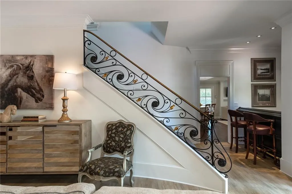 4670 Northside Drive, Atlanta, Georgia 30327, 6 Bedrooms Bedrooms, ,6 BathroomsBathrooms,Residential,Sold,4670 Northside Drive,7085822