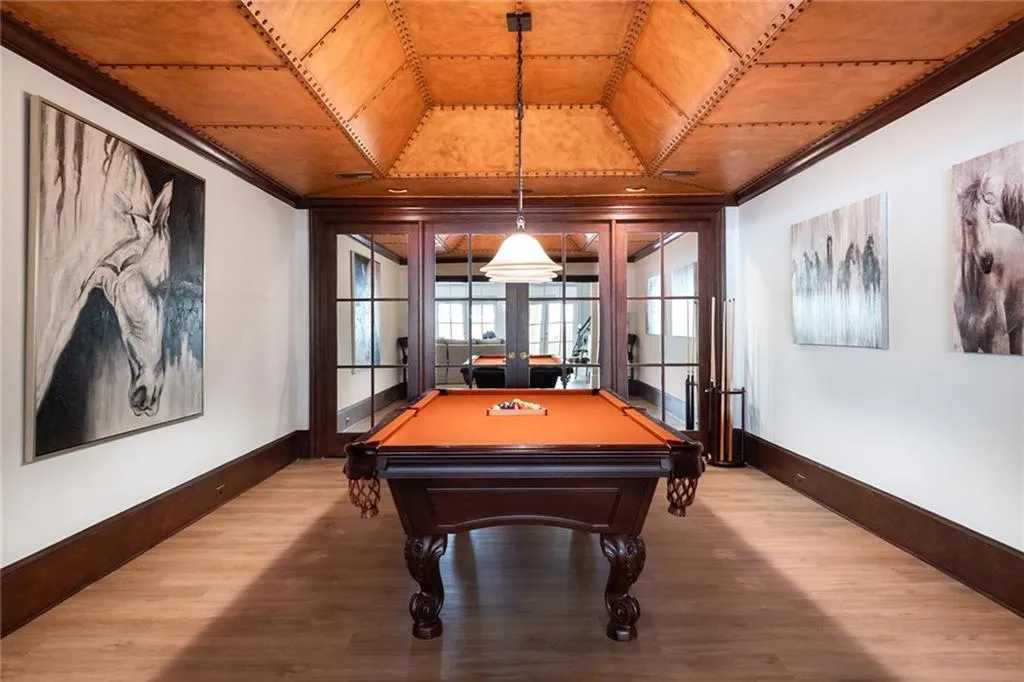 4670 Northside Drive, Atlanta, Georgia 30327, 6 Bedrooms Bedrooms, ,6 BathroomsBathrooms,Residential,Sold,4670 Northside Drive,7085822