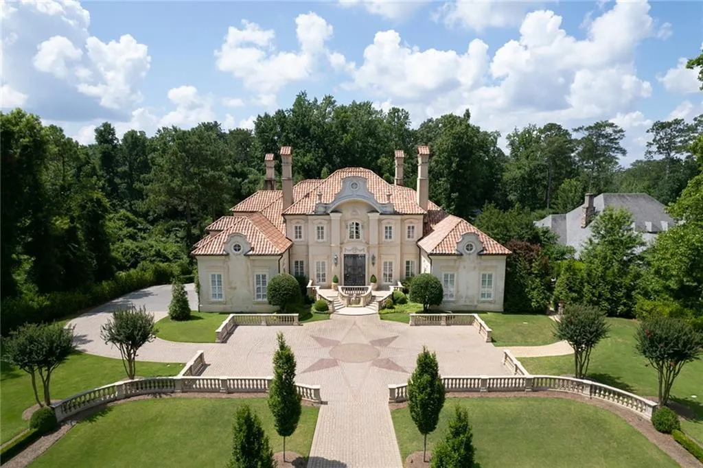 4670 Northside Drive, Atlanta, Georgia 30327, 6 Bedrooms Bedrooms, ,6 BathroomsBathrooms,Residential,Sold,4670 Northside Drive,7085822