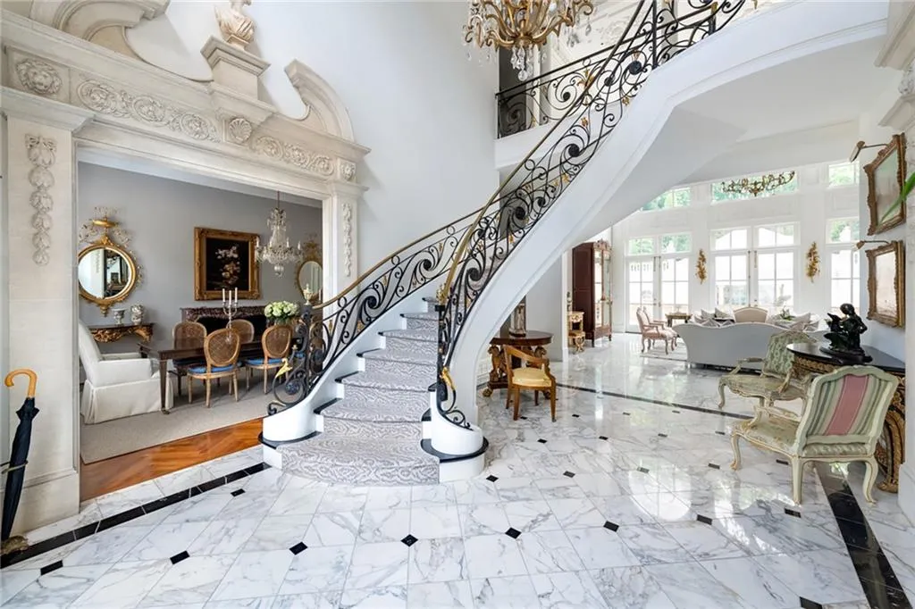 4670 Northside Drive, Atlanta, Georgia 30327, 6 Bedrooms Bedrooms, ,6 BathroomsBathrooms,Residential,Sold,4670 Northside Drive,7085822