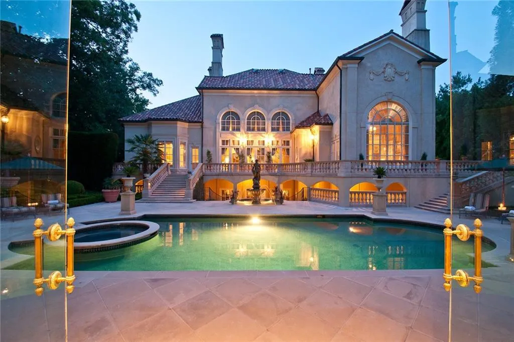 4670 Northside Drive, Atlanta, Georgia 30327, 6 Bedrooms Bedrooms, ,6 BathroomsBathrooms,Residential,Sold,4670 Northside Drive,7085822