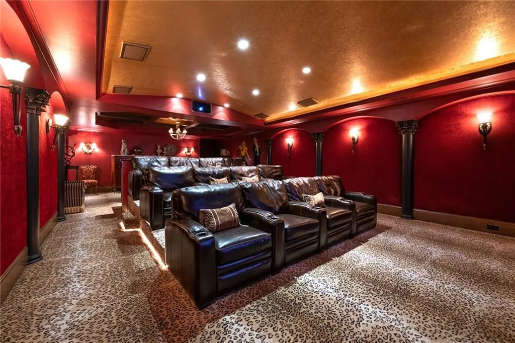 4670 Northside Drive, Atlanta, Georgia 30327, 6 Bedrooms Bedrooms, ,6 BathroomsBathrooms,Residential,Sold,4670 Northside Drive,7085822