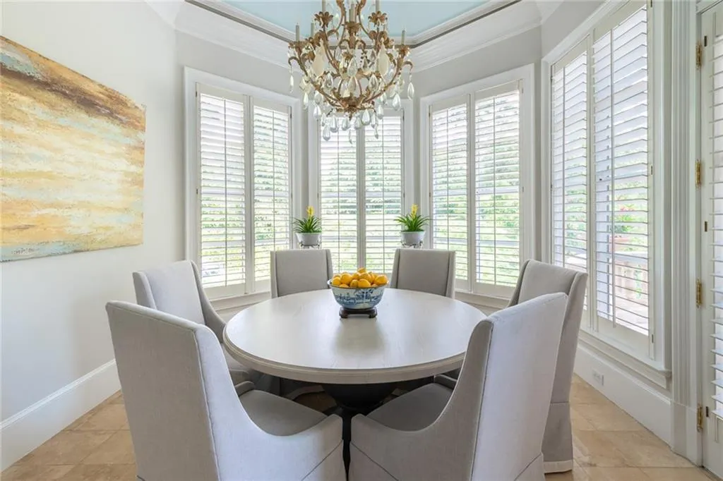 4670 Northside Drive, Atlanta, Georgia 30327, 6 Bedrooms Bedrooms, ,6 BathroomsBathrooms,Residential,Sold,4670 Northside Drive,7085822