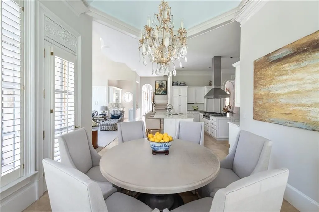 4670 Northside Drive, Atlanta, Georgia 30327, 6 Bedrooms Bedrooms, ,6 BathroomsBathrooms,Residential,Sold,4670 Northside Drive,7085822