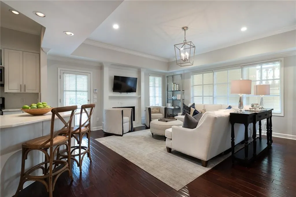 4670 Northside Drive, Atlanta, Georgia 30327, 6 Bedrooms Bedrooms, ,6 BathroomsBathrooms,Residential,Sold,4670 Northside Drive,7085822