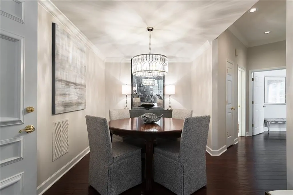 4670 Northside Drive, Atlanta, Georgia 30327, 6 Bedrooms Bedrooms, ,6 BathroomsBathrooms,Residential,Sold,4670 Northside Drive,7085822