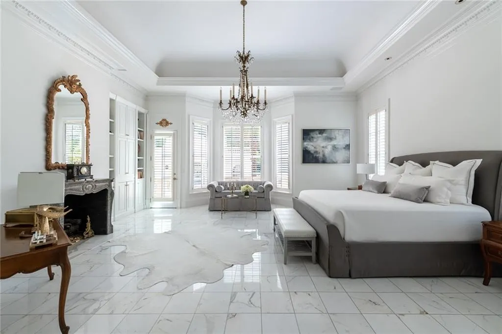 4670 Northside Drive, Atlanta, Georgia 30327, 6 Bedrooms Bedrooms, ,6 BathroomsBathrooms,Residential,Sold,4670 Northside Drive,7085822