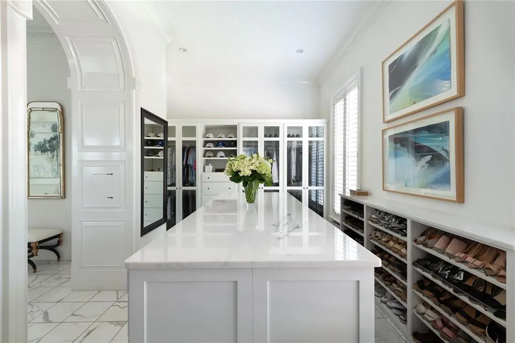 4670 Northside Drive, Atlanta, Georgia 30327, 6 Bedrooms Bedrooms, ,6 BathroomsBathrooms,Residential,Sold,4670 Northside Drive,7085822